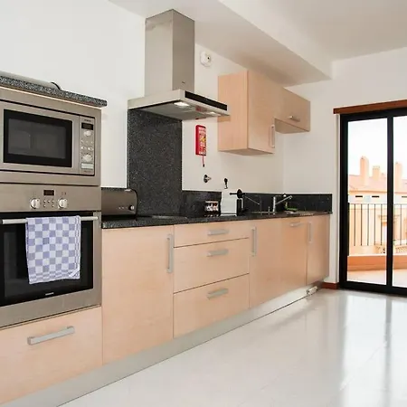 Apartmán Stunning 2 Bedroom 500m To